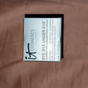 it Bye Bye Under Eye Corrector Concentrate Cream